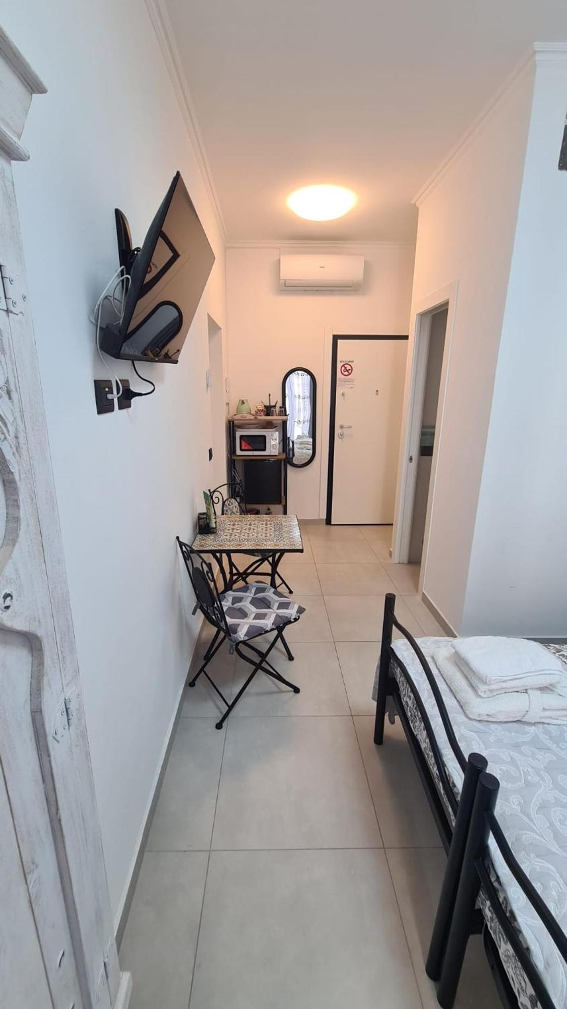 Amici Holidey Camera Stazione Hotel La Spezia Buitenkant foto